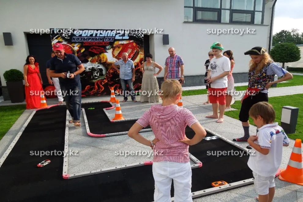 Аттракцион Машинки на радиоуправлении