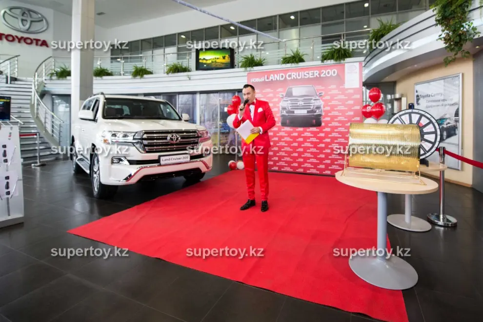 День открытых дверей в Toyota Centre (Ноябрь 2015 г.)